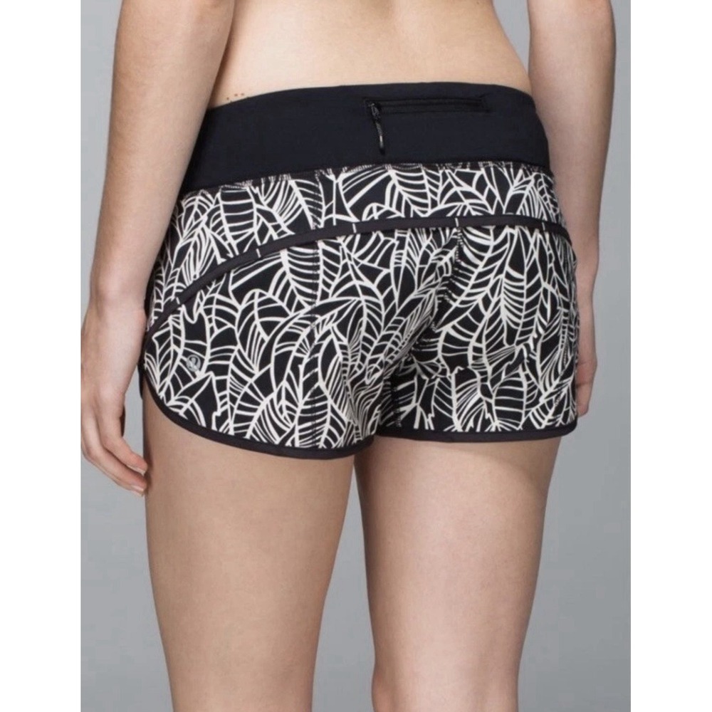 Lululemon Size 8 Run Speed Shorts Pretty Palm Black White Angel Wing 3" Inseam - Picture 2 of 10